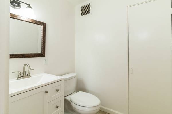 Building Photo - PEACEFUL SERENITY IN CHATEAU NEWTOWN AIEA 2BR/1.5BA/1PKG TOWNHOUSE (AIEA)