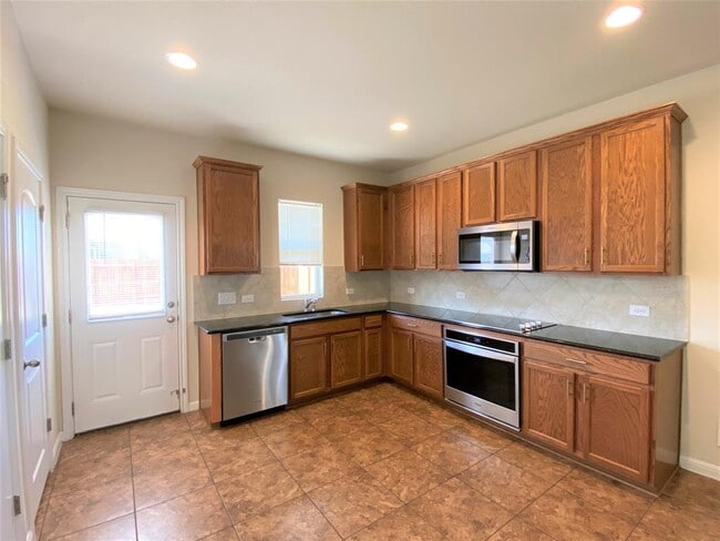 Building Photo - 13020 Tarland St