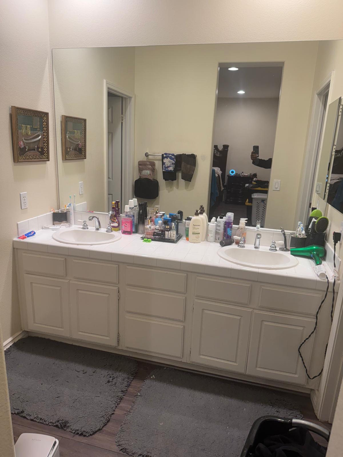 Building Photo - 6016 Sunflower St