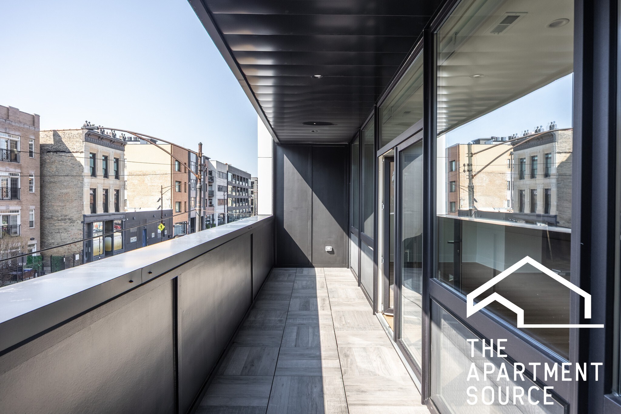 Building Photo - 1620 W Grand Ave