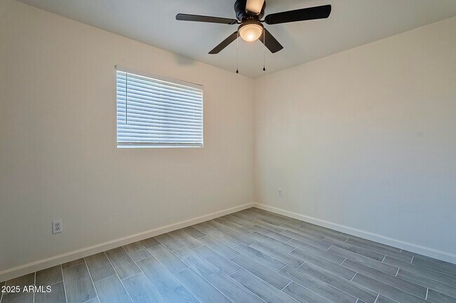 Building Photo - 2028 S College Ave