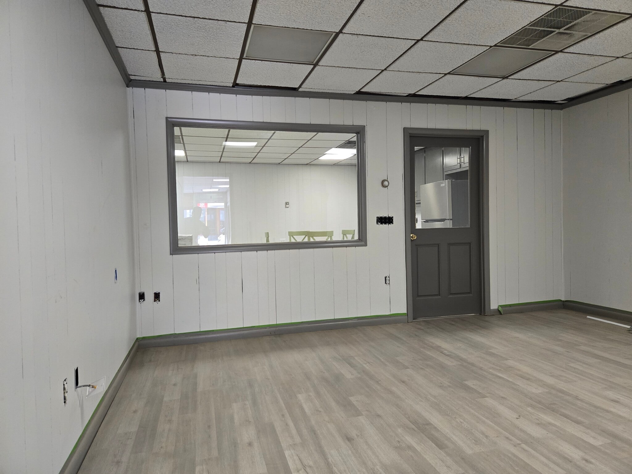 Building Photo - 116 W Main St