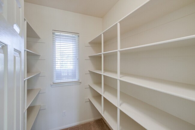 Building Photo - 3987 Via Cangrejo