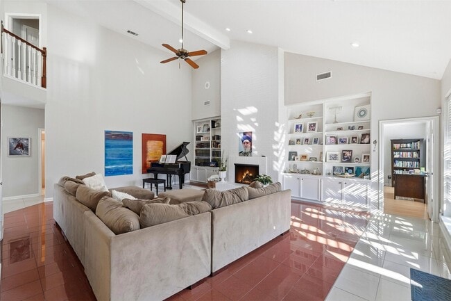 Building Photo - 7927 Wolfield Ln