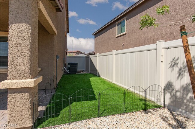 Building Photo - 4152 Sandia Star Dr