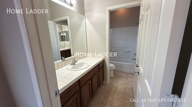 Building Photo - 4703 S 99th Dr