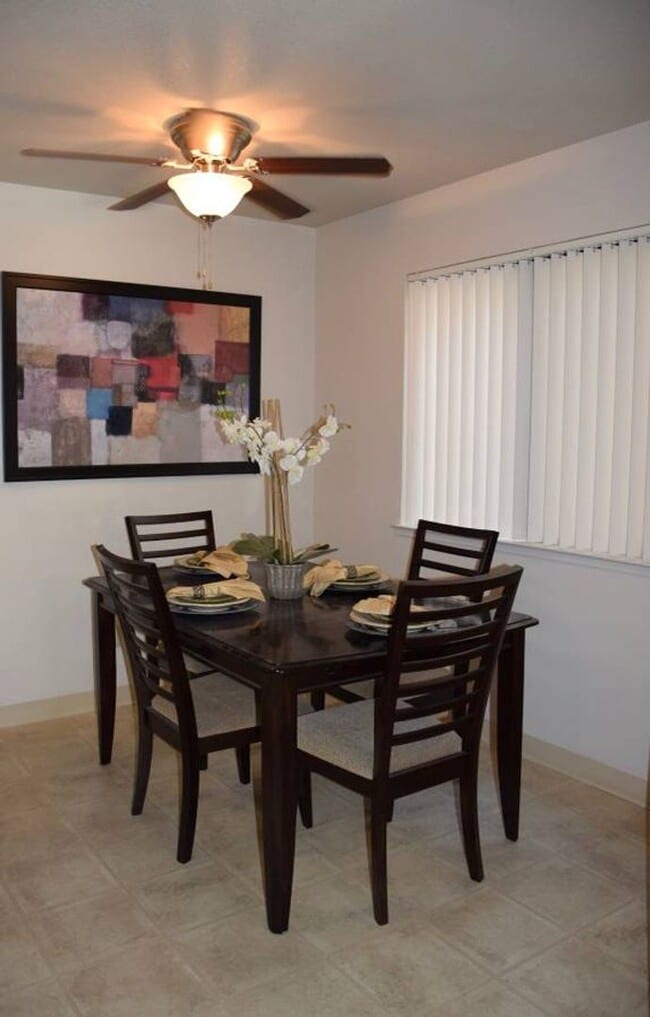 Building Photo - Sunflorin Village Apartments