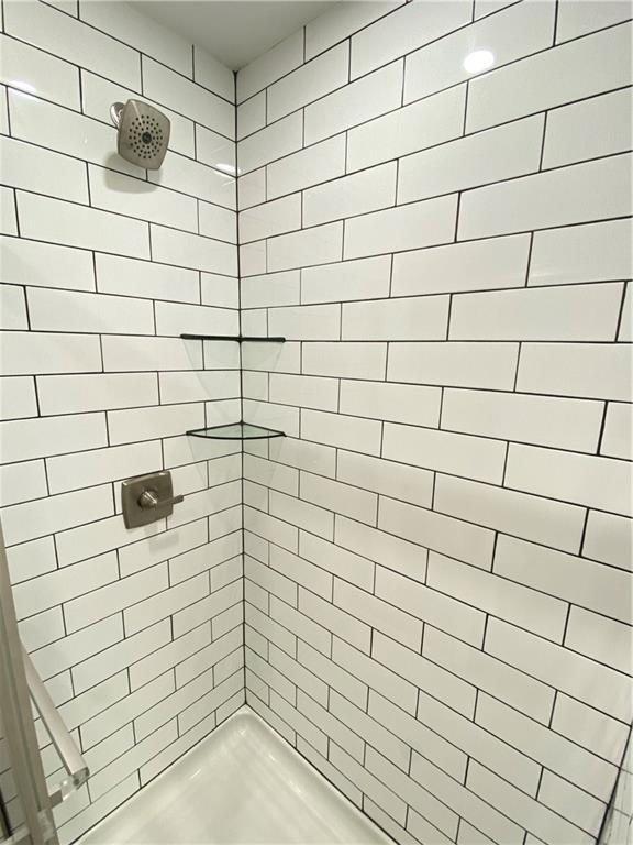 Building Photo - 111 S Main St