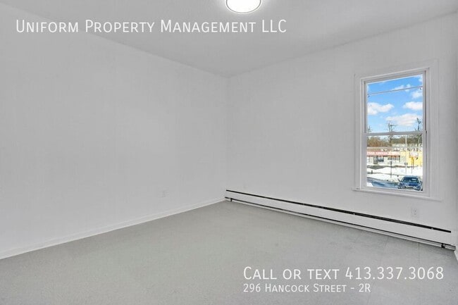 Building Photo - 296 Hancock St