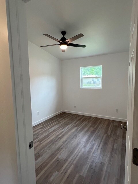 Building Photo - Section 8 Rental Property