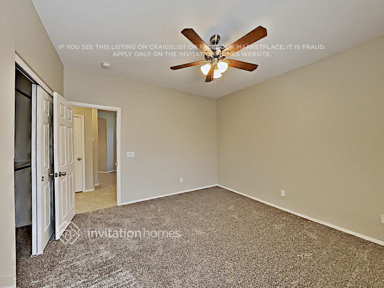 Building Photo - 15206 W Port Royale Ln