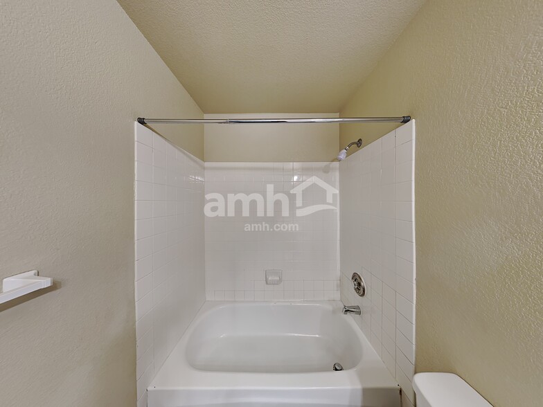 Building Photo - 8221 Woodland Prairie Ave