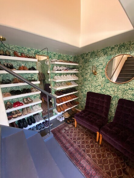 Building Photo - 6288 Dover St