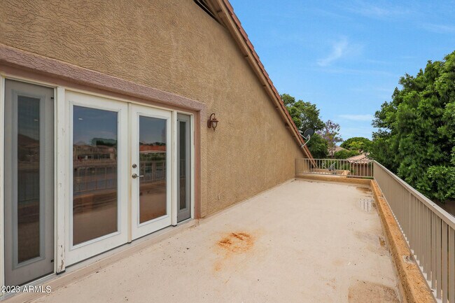 Building Photo - 5328 W Mohawk Ln