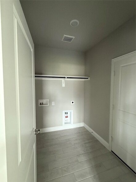 Building Photo - 804 Sicily Blvd