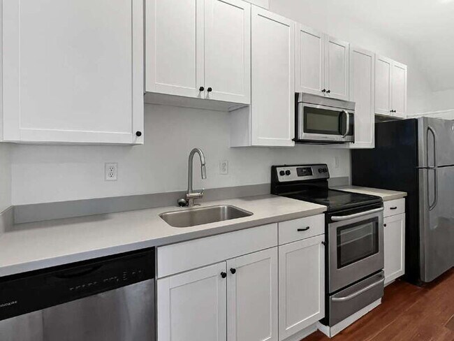 Building Photo - 1313 Whitaker St