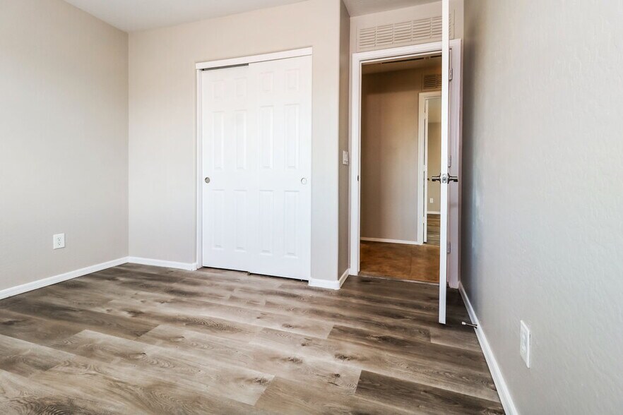 Building Photo - 21790 W Ashleigh Marie Dr
