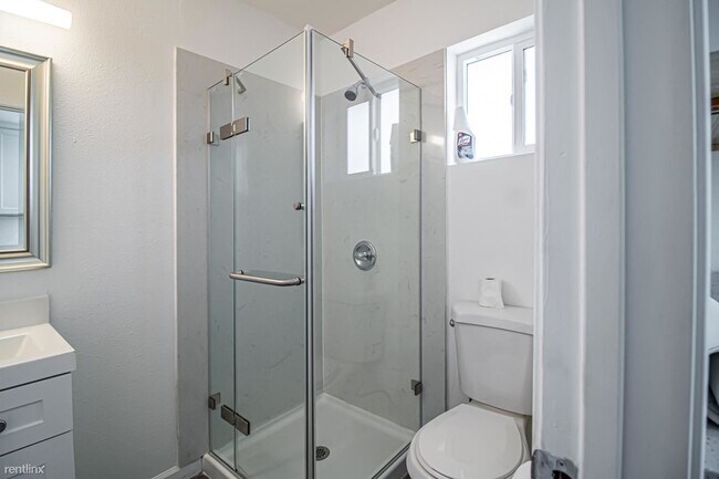 Building Photo - 1 br, 1 bath House - 2642 CASTELLO WAY Sle...