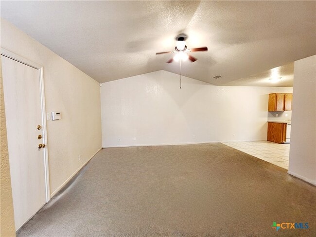 Building Photo - 203 Lydia Dr