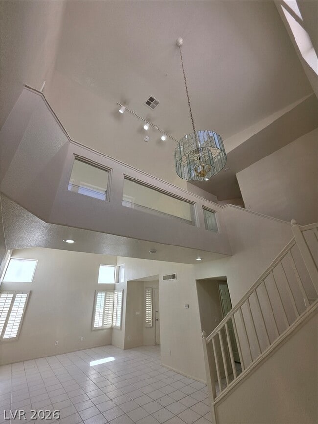 Building Photo - 8008 Dover Shores Ave