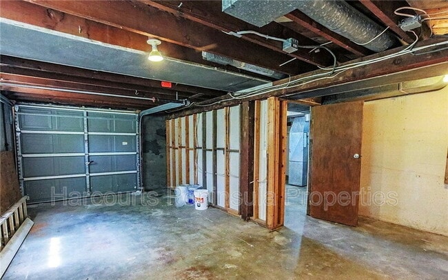 Building Photo - 4 Webster Pl