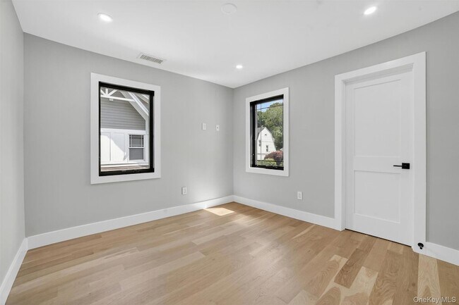 Building Photo - 23 Hudson Ave