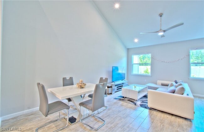 Building Photo - 4558 Arboretum Cir