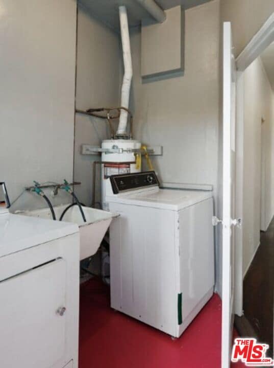 Building Photo - 409 N Curson Ave