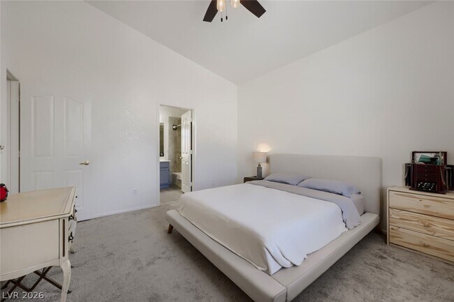 Building Photo - 8301 Boseck Dr