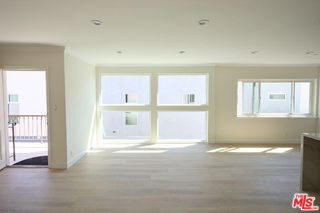 Building Photo - 1223 23rd St