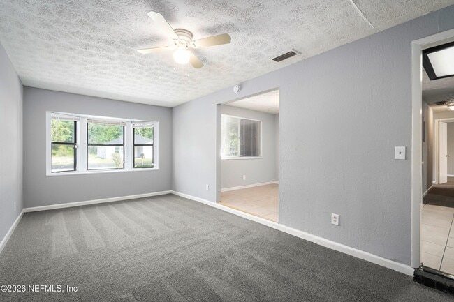 Building Photo - 5153 Seaboard Ave