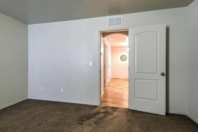 Building Photo - Single-Level Home in Meridian