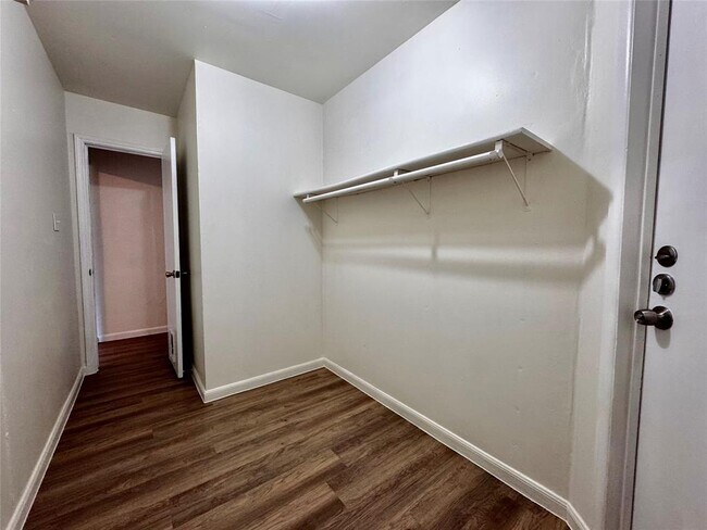 Building Photo - 5503 Abilene Trl