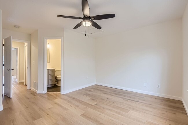 Building Photo - Home for Rent- Aurora - 80012
