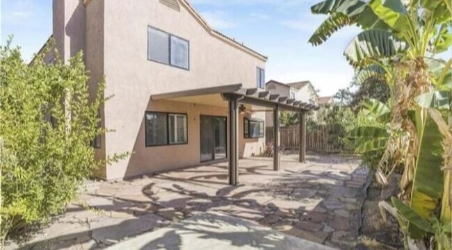 Building Photo - 1141 Vía Antibes