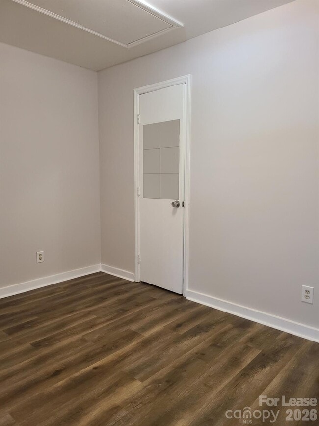 Building Photo - 1844 Academy St