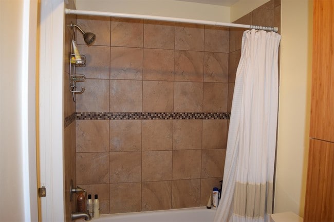 Building Photo - 4727 Tantra Dr