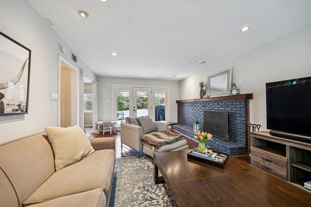 Building Photo - 9321 Springwater Dr