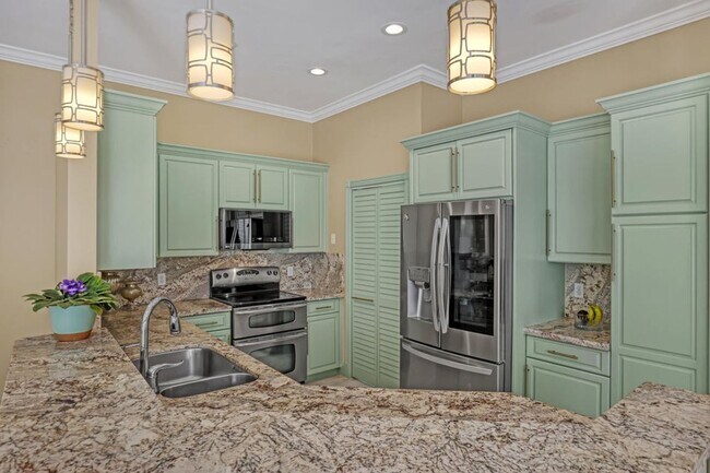 Building Photo - 2076 Cezanne Rd