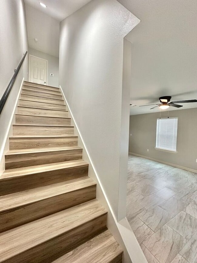 Building Photo - Country Hills Duplexes – Unit 1 | Brand-Ne...