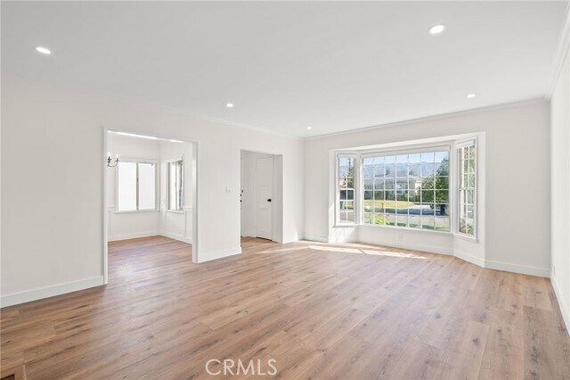 Building Photo - 1301 N Avon St