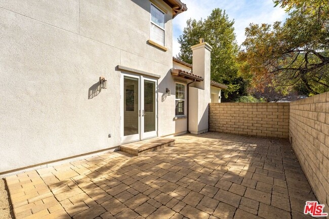 Building Photo - 1952 Hazel Nut Ct