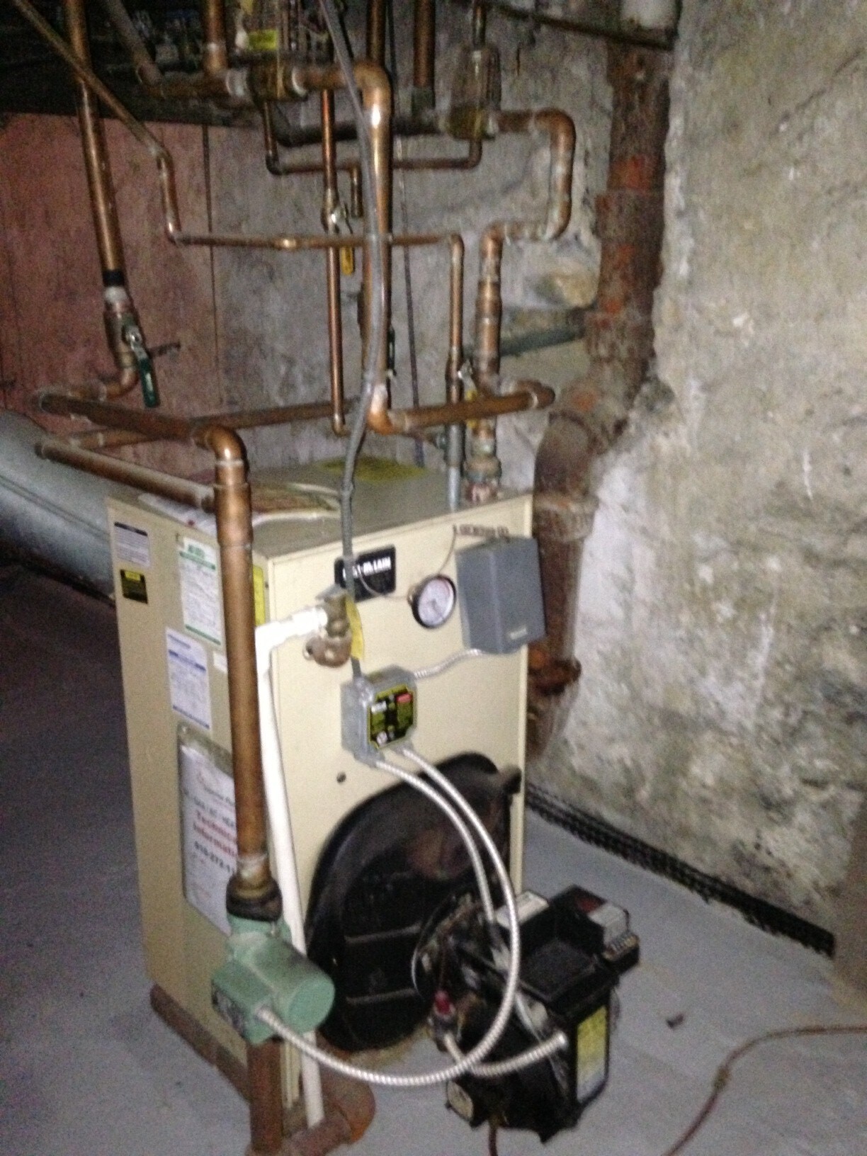 Boiler with 2 zones - 2763 Mount Carmel Ave