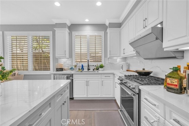 Building Photo - 230 Bright Poppy