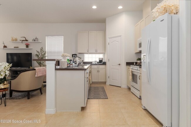 Building Photo - 4798 Sprint Cir