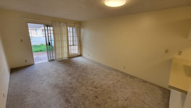 Building Photo - "Cliffside Villages" at Waipio 2 Bedroom 2...