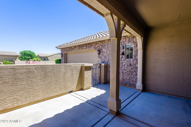Building Photo - 3320 S Nash Way
