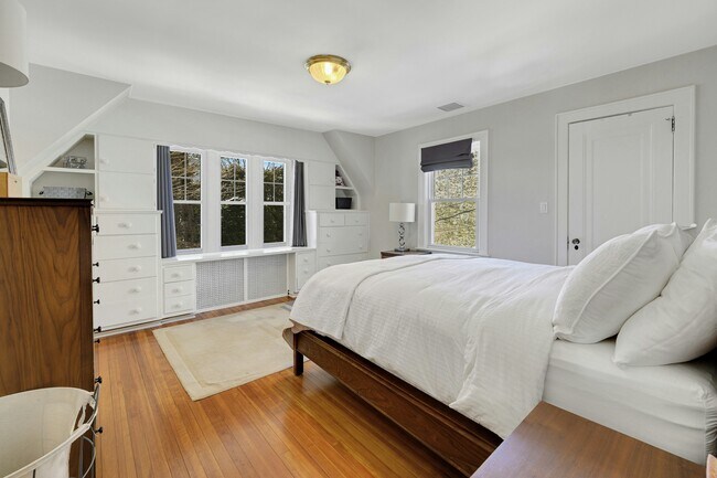 Building Photo - 142 N Passaic Ave