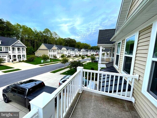 Building Photo - 33789 Freeport Dr