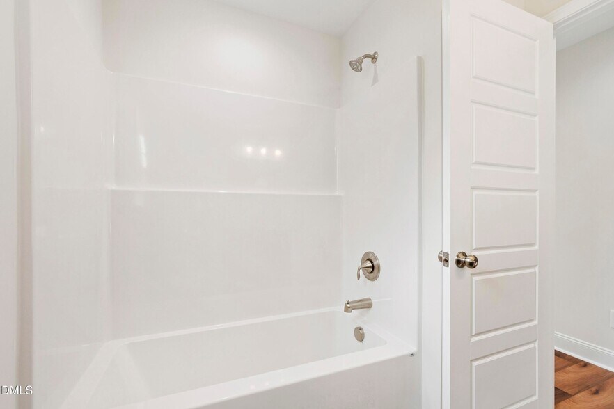 Building Photo - 157 Harmony Trl